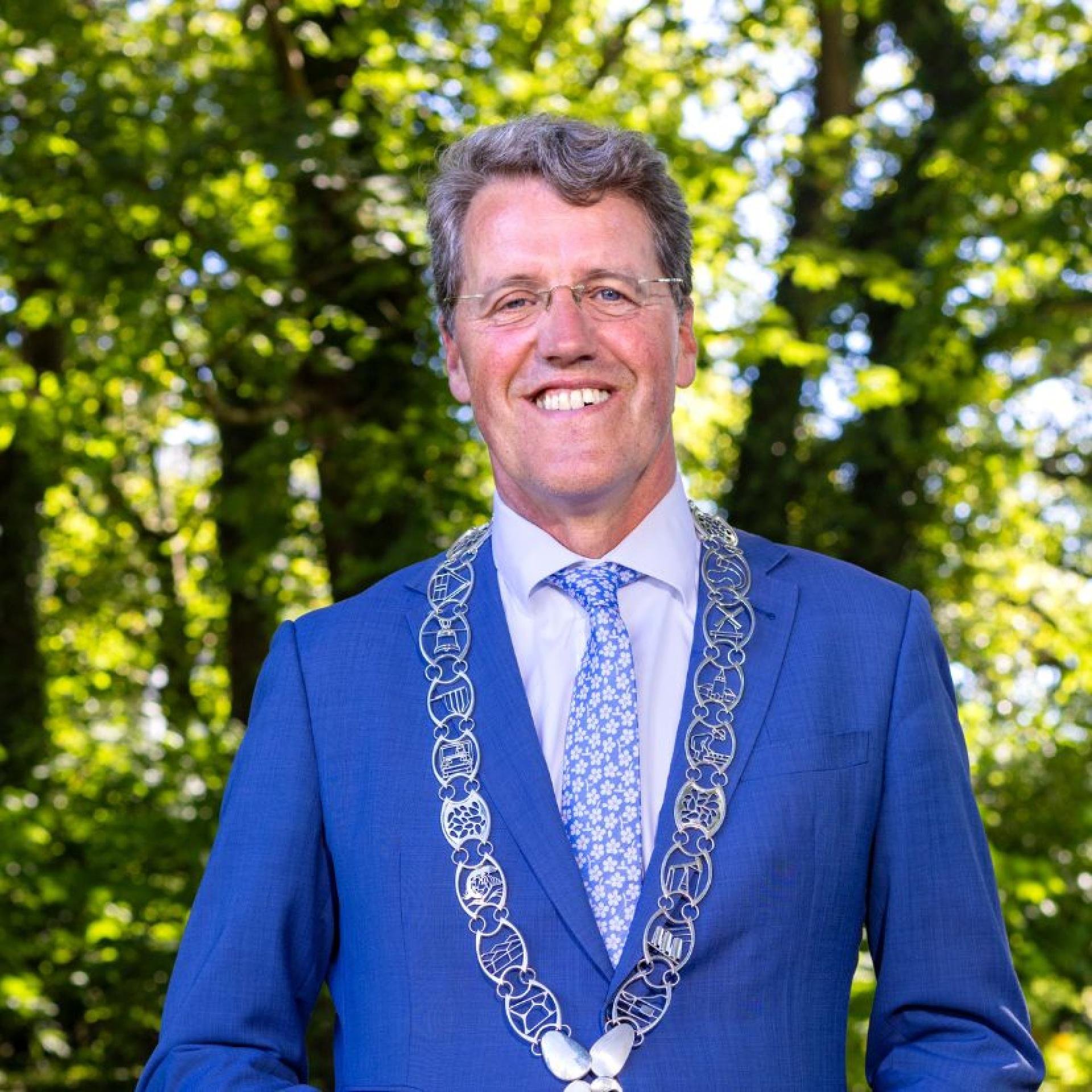 Portret burgemeester Eric van Oosterhout